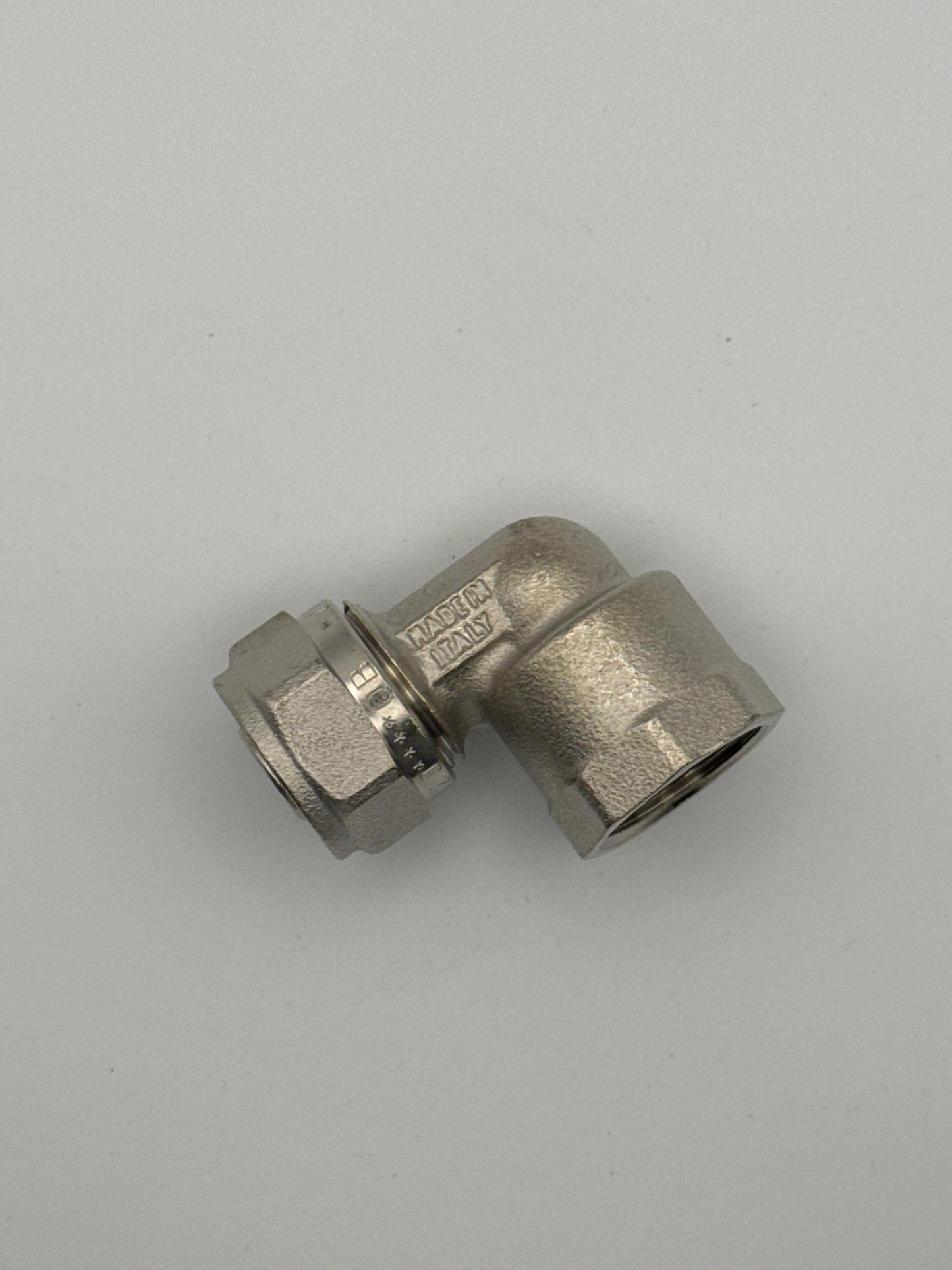 COUDE 3/4 F 16 ALPEX