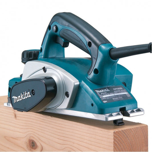makita-kp0800j-rabot-82mm-coffre